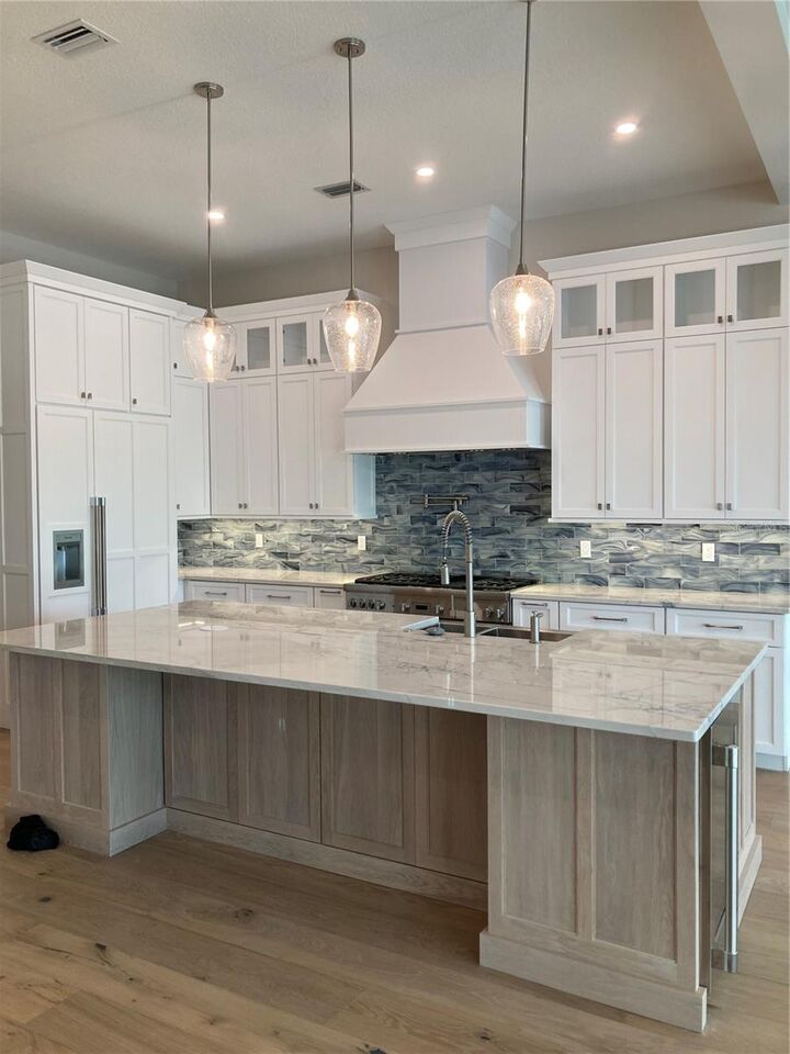 Property Photo: 4819 Higel Road FL 34242