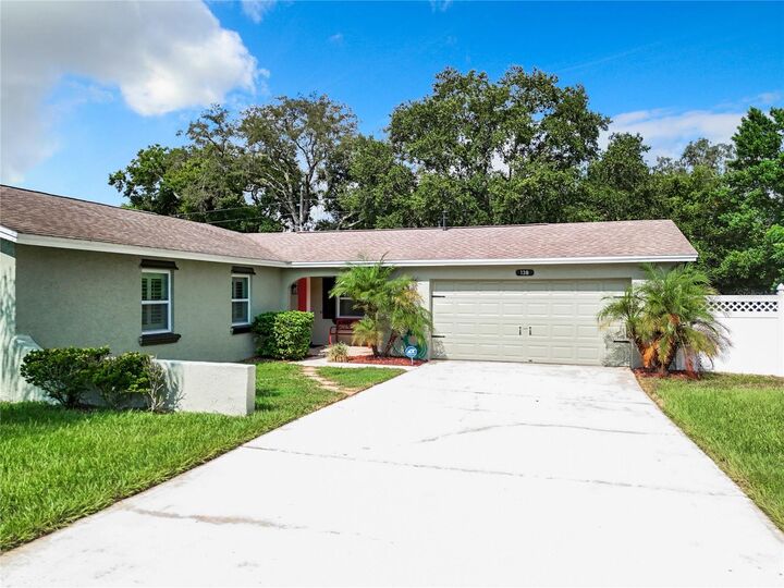 Property Photo:  138 Lea Avenue  FL 32750 