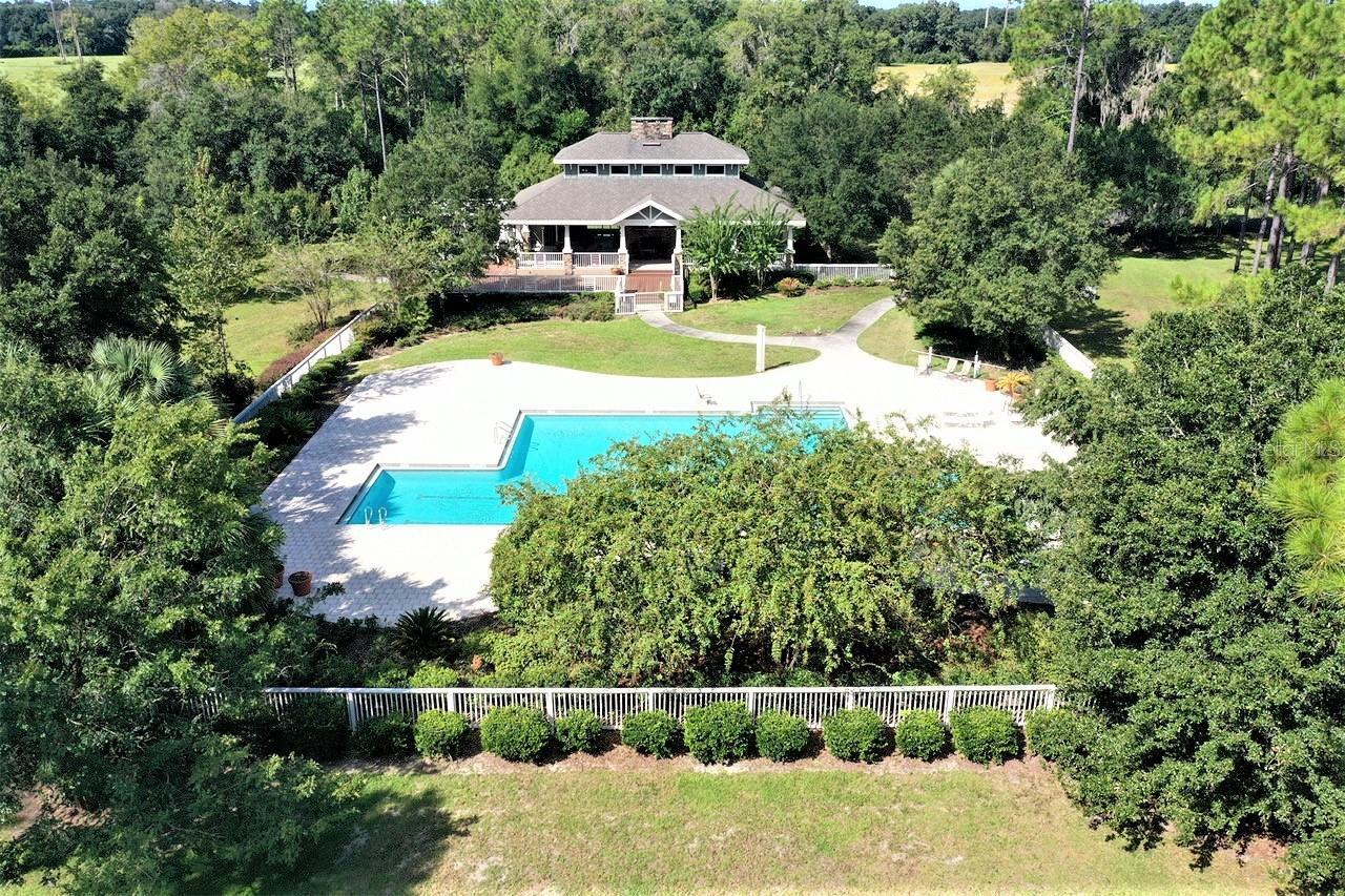 Property Photo: 19092 SW 21st Place FL 32669