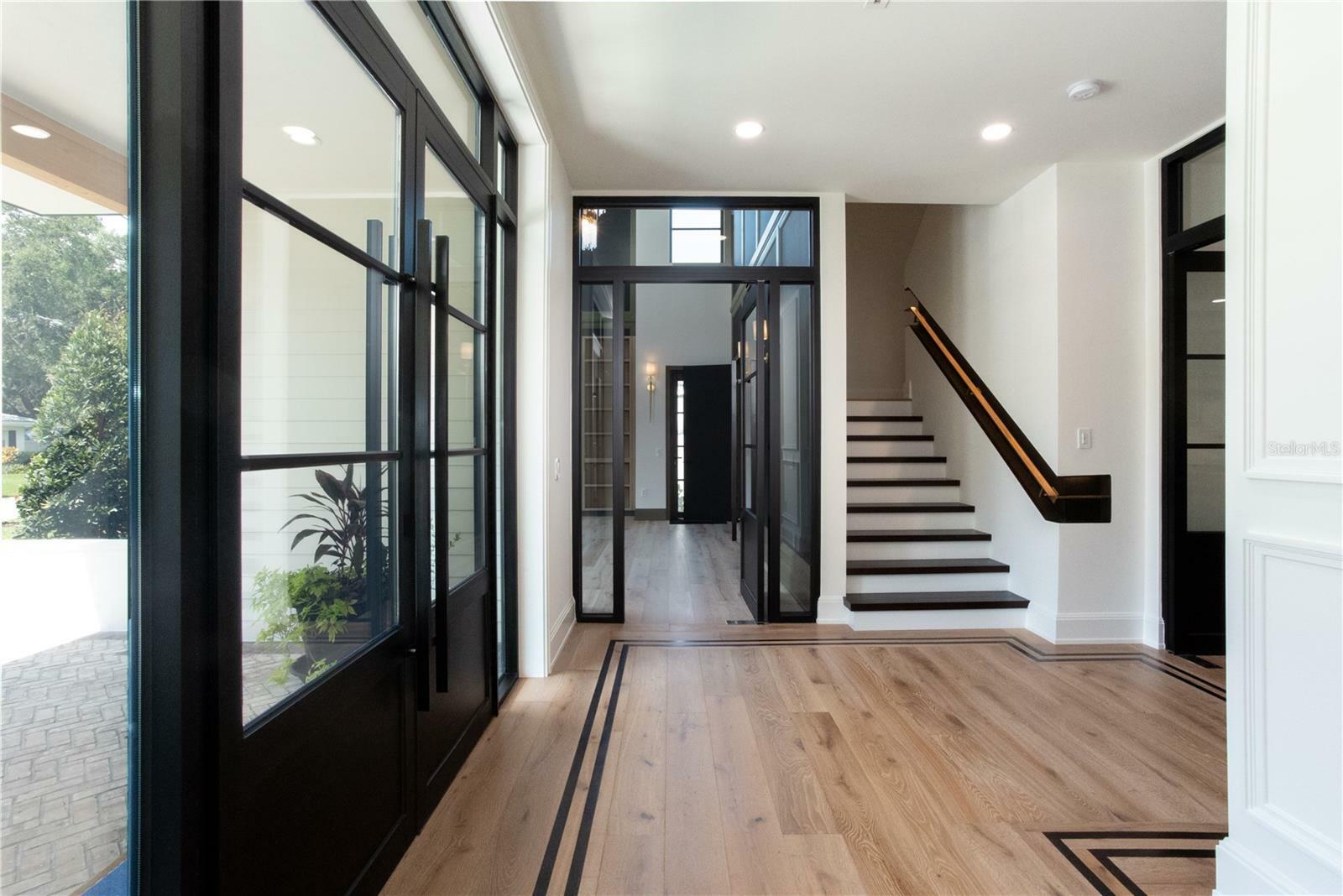 Property Photo: 3305 W Beaumont Street FL 33611