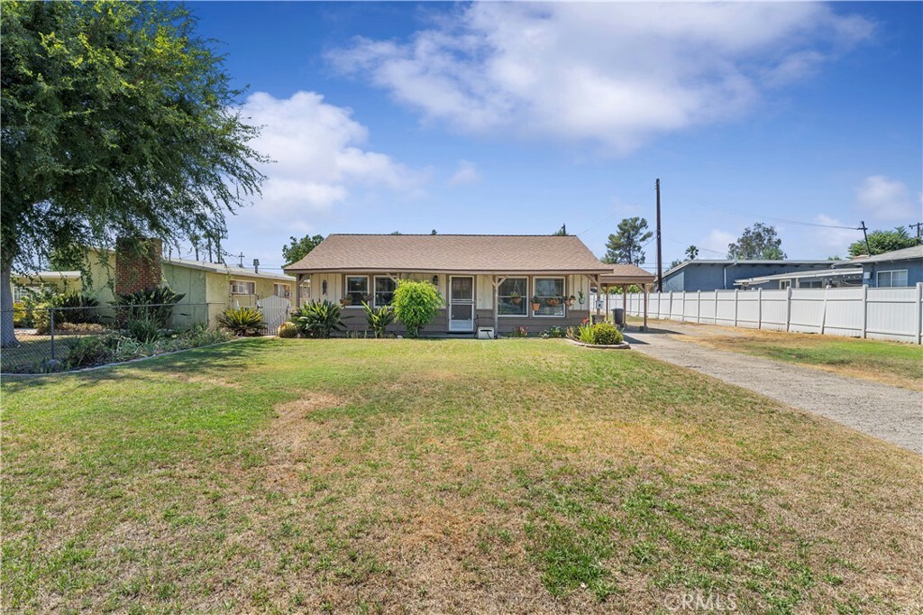 Property Photo:  403 S Aspan Avenue  CA 91702 