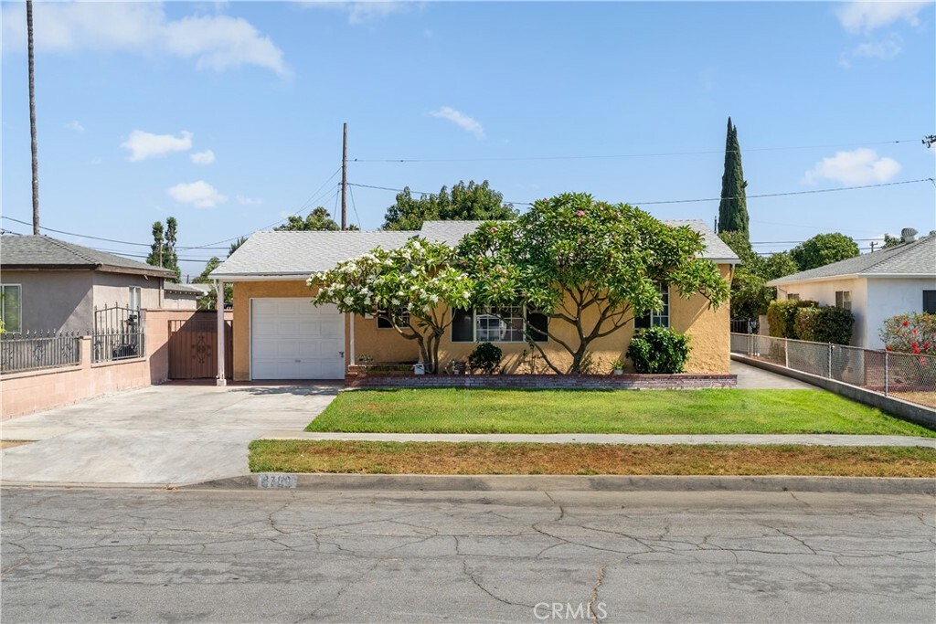 Property Photo:  8709 Railton Street  CA 90660 