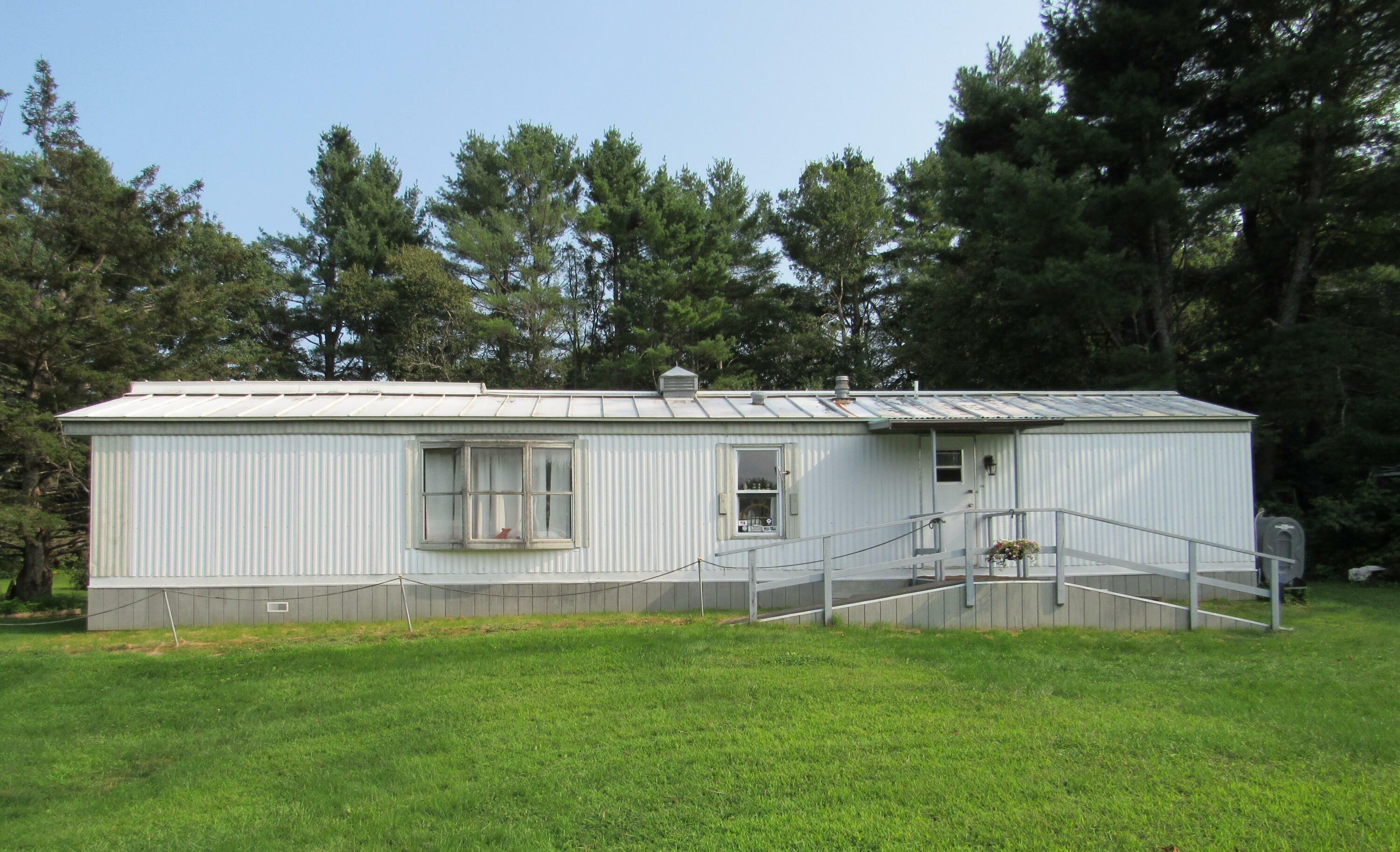 Property Photo:  1184 Peabody Road  ME 04862 