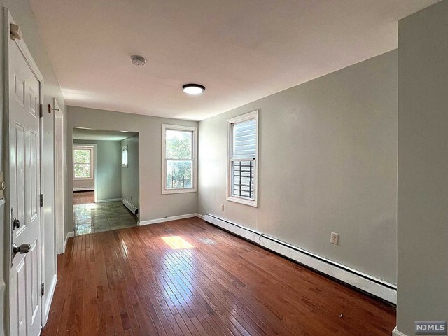 Property Photo:  32 Duryea Street  NJ 07103 