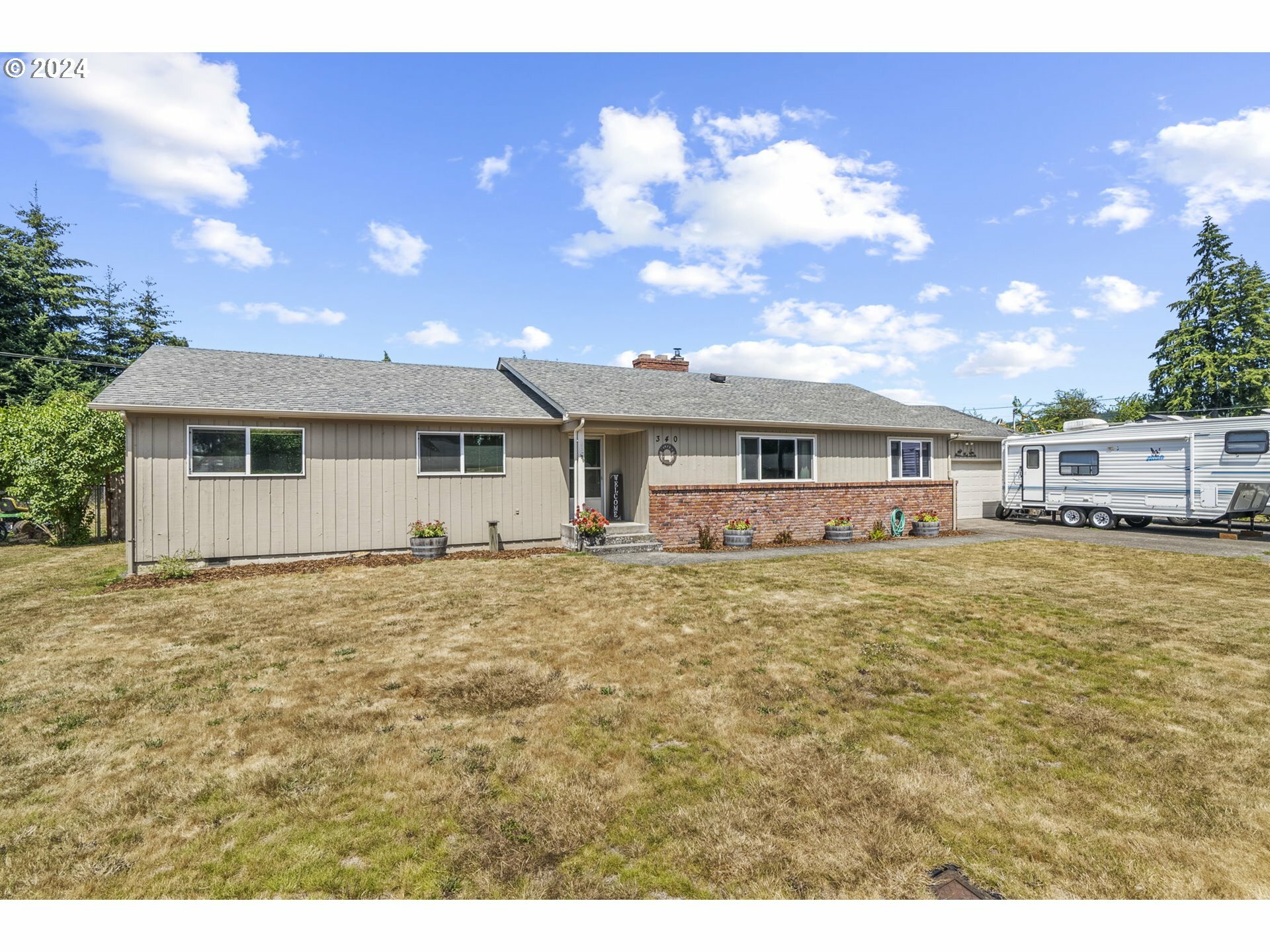 Property Photo:  340 Balcer St NE  WA 98611 