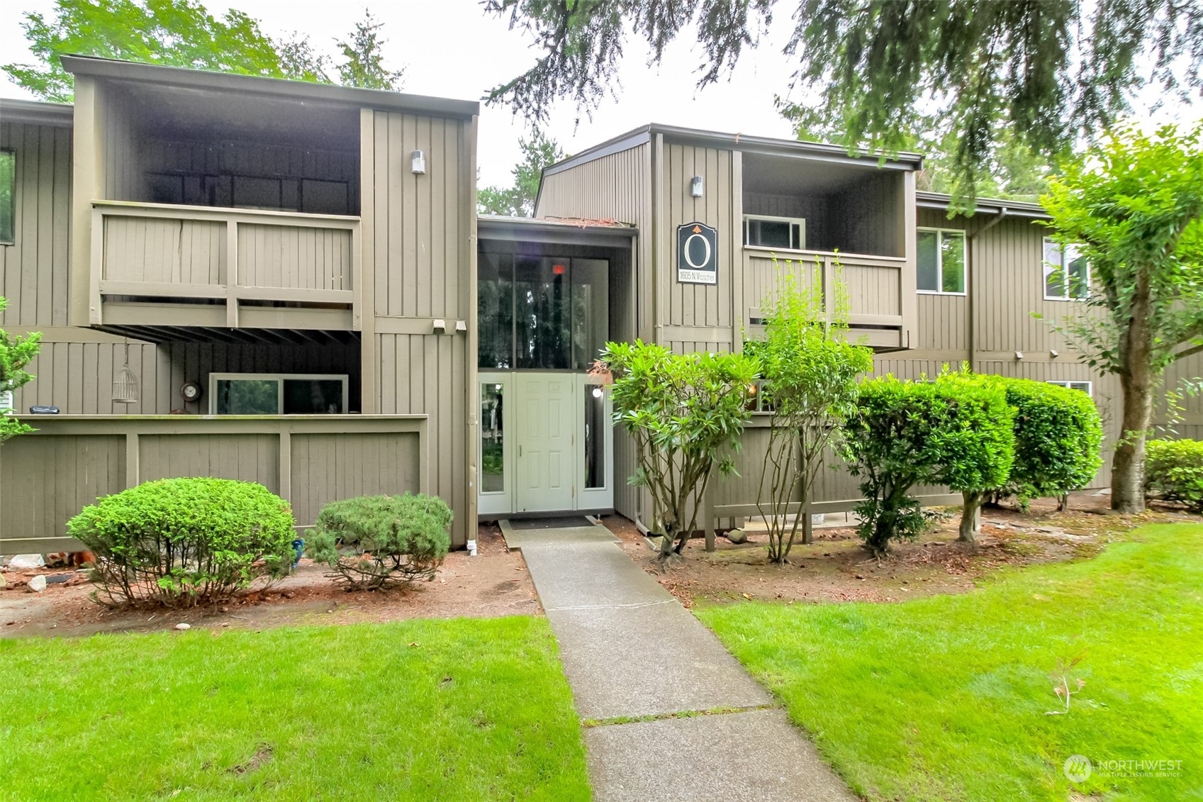 Property Photo:  1605 N Visscher O-104  WA 98406 