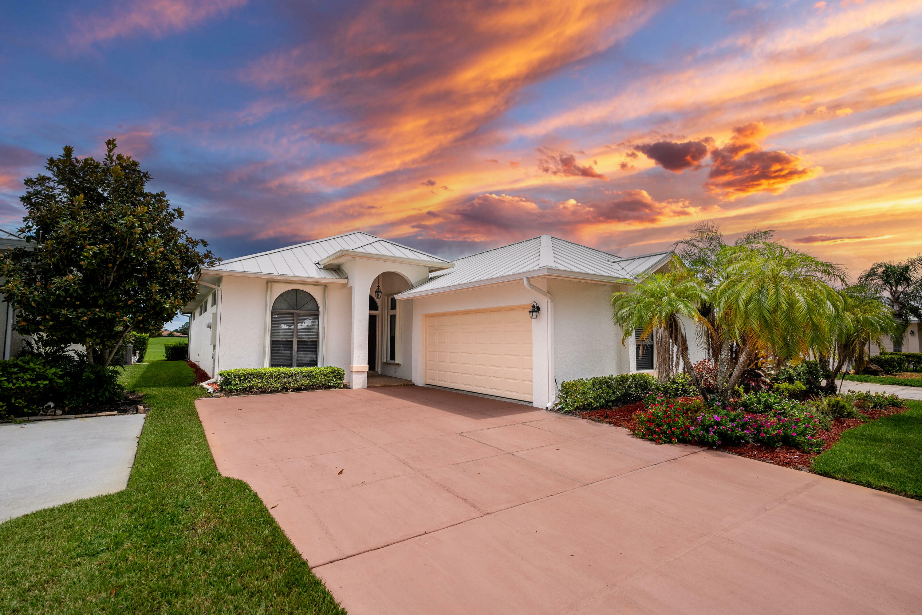 Property Photo:  9422 Poinciana Court  FL 34951 