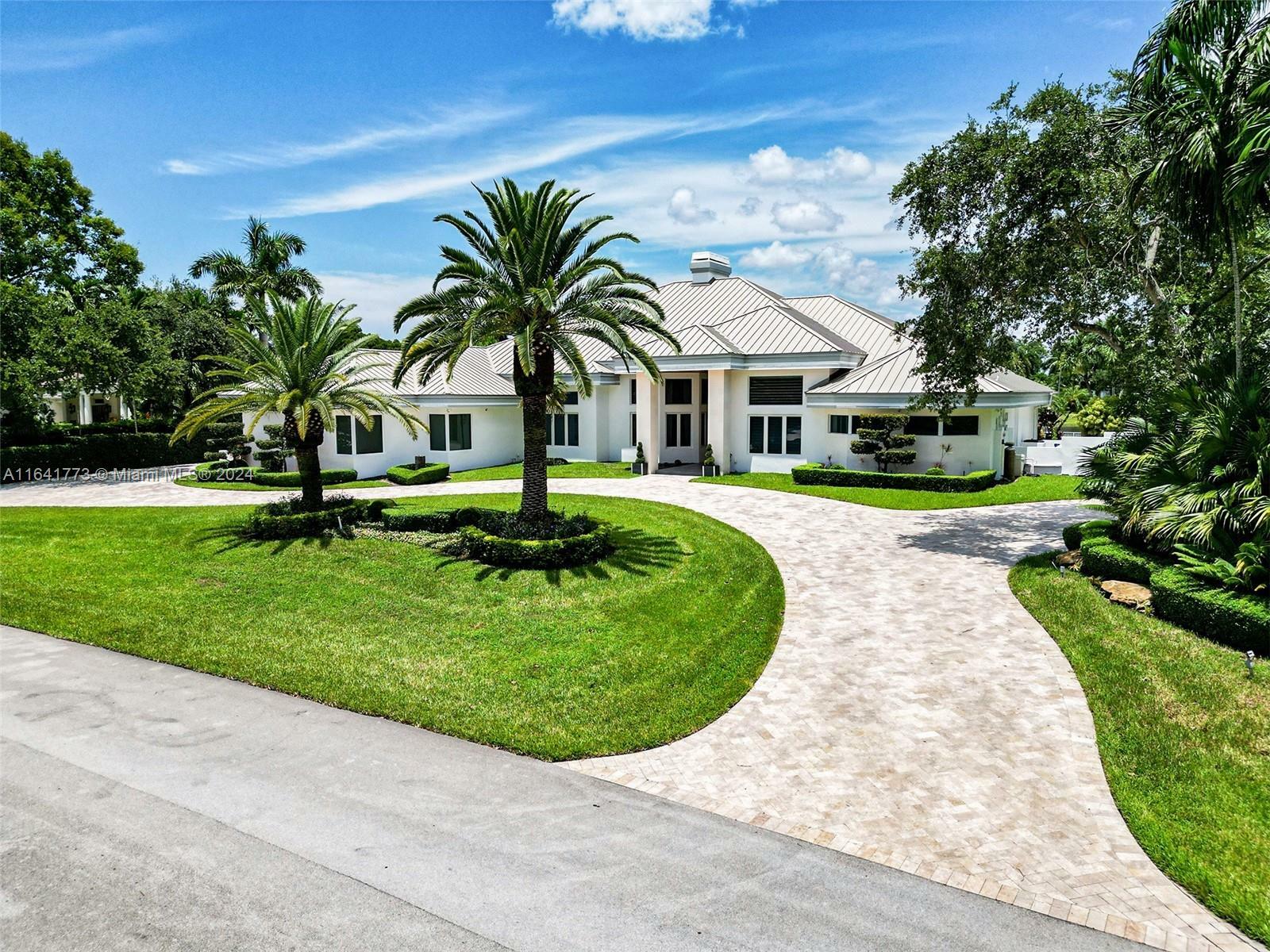 Property Photo:  3425 Saddlebrook Ln  FL 33331 