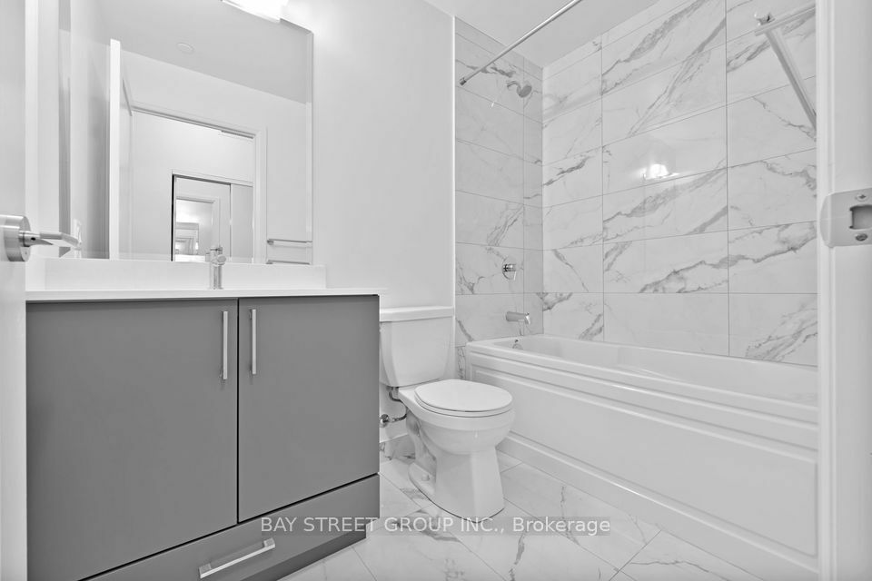 Property Photo:  3220 Sheppard Ave E 1710  ON M1T 0B7 