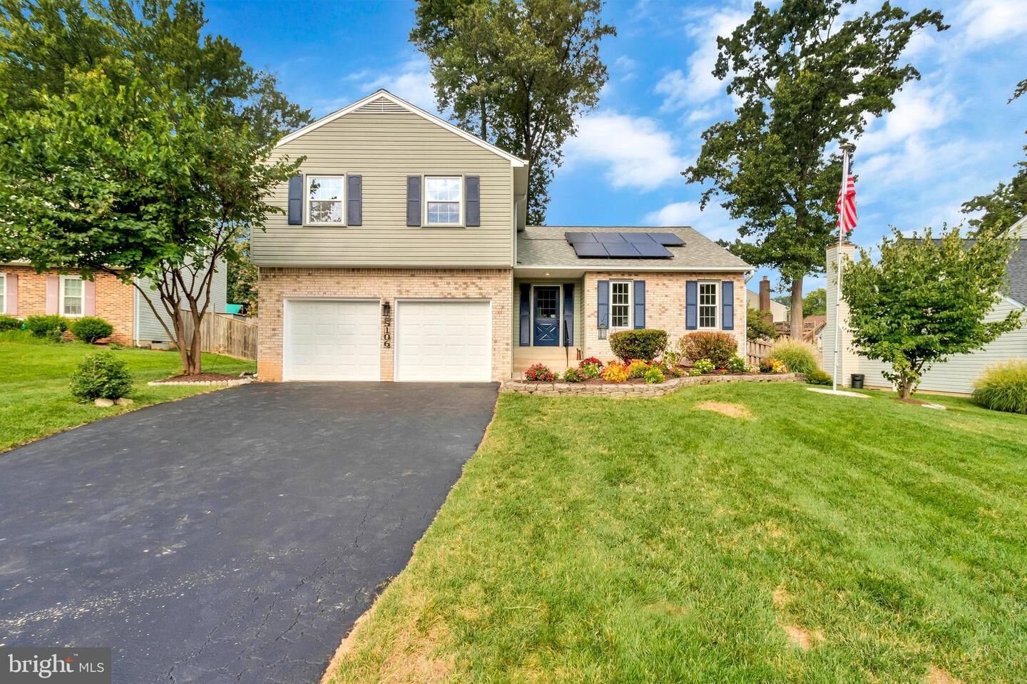 Property Photo:  5106 Kings Grove Court  VA 22015 