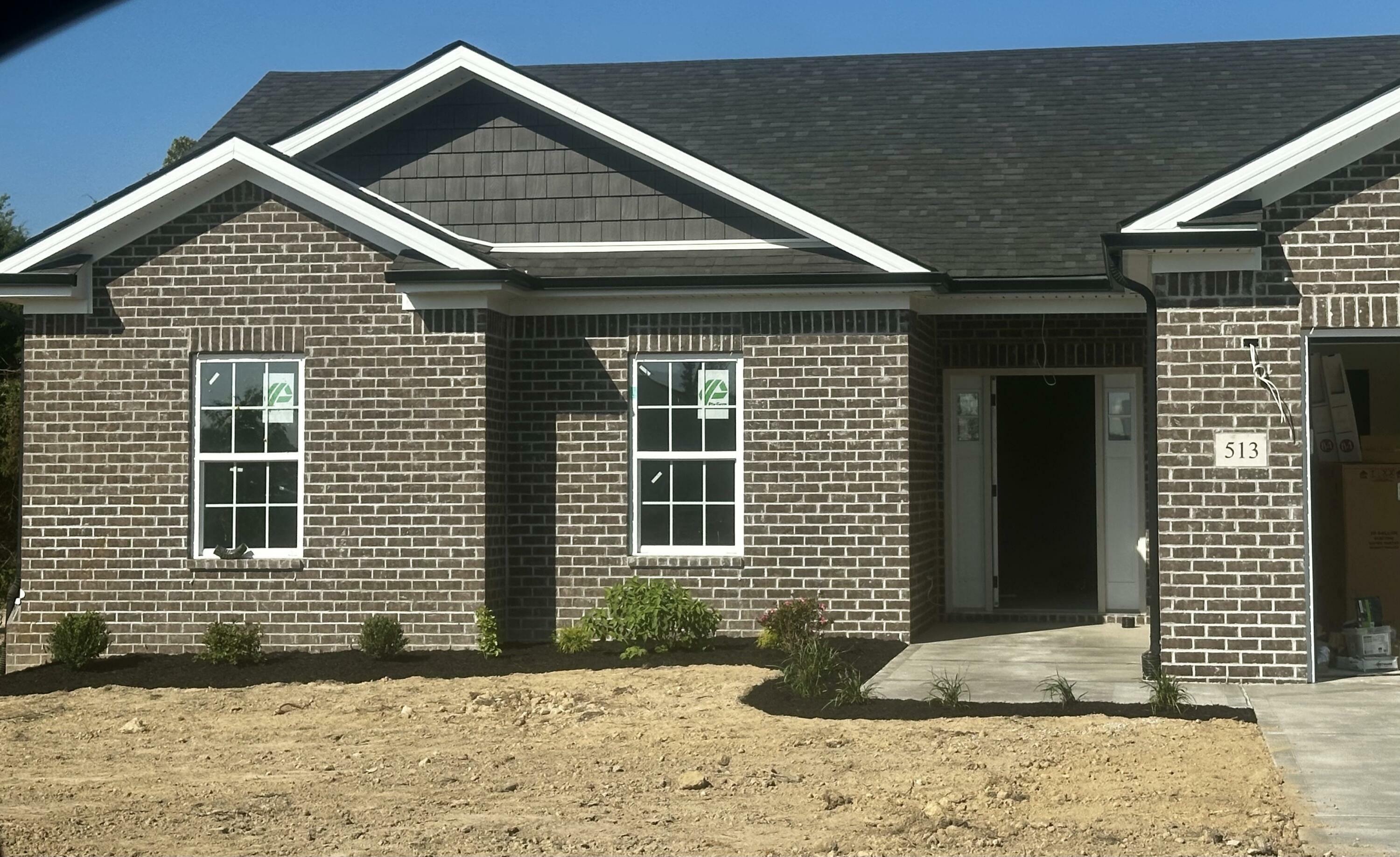 Property Photo:  513 Chickasaw Drive  KY 40475 