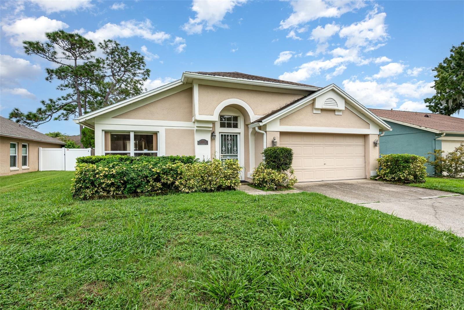 1611 Sand Key Cir  Oviedo FL 32765 photo