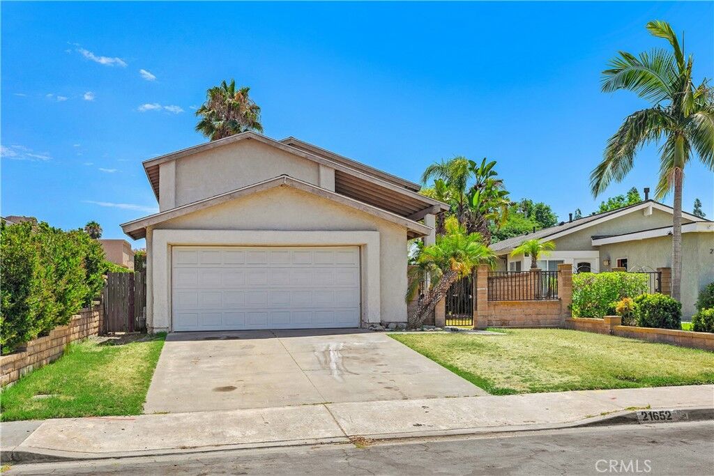 Property Photo:  21652 Abedul  CA 92691