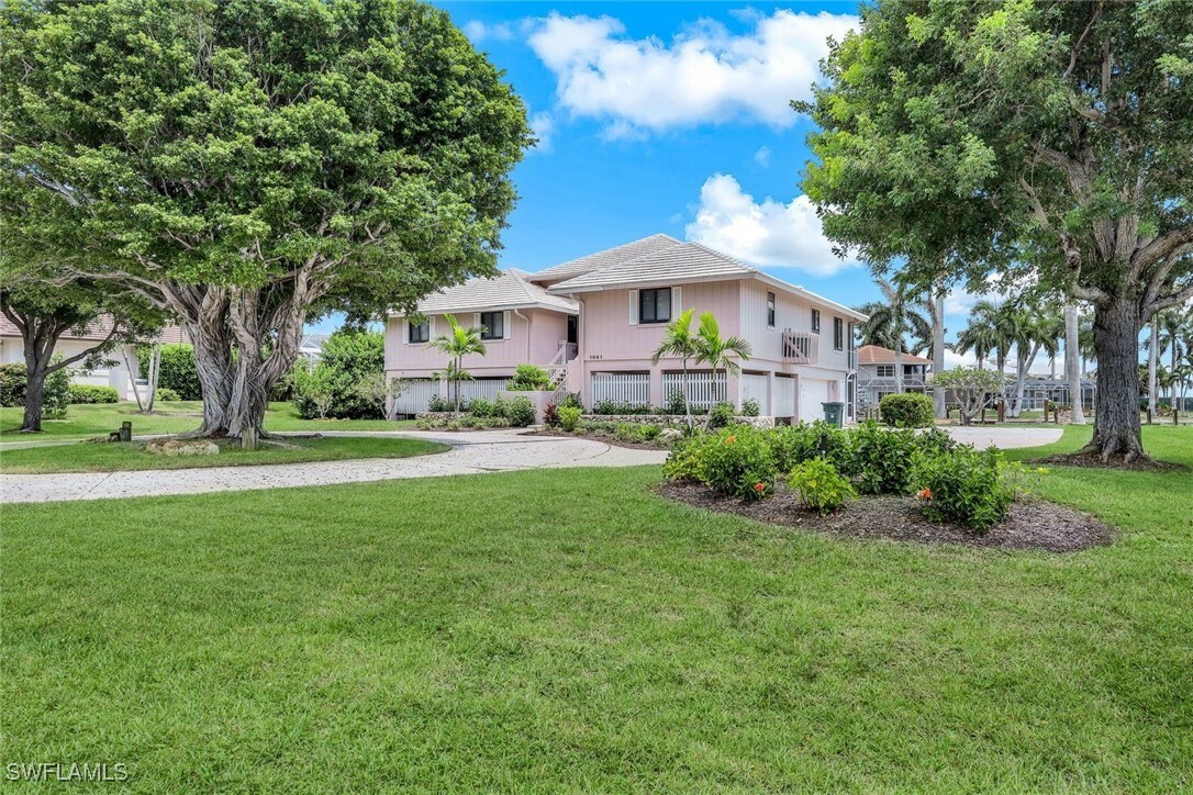 Property Photo:  1041 S Barfield Drive  FL 34145 