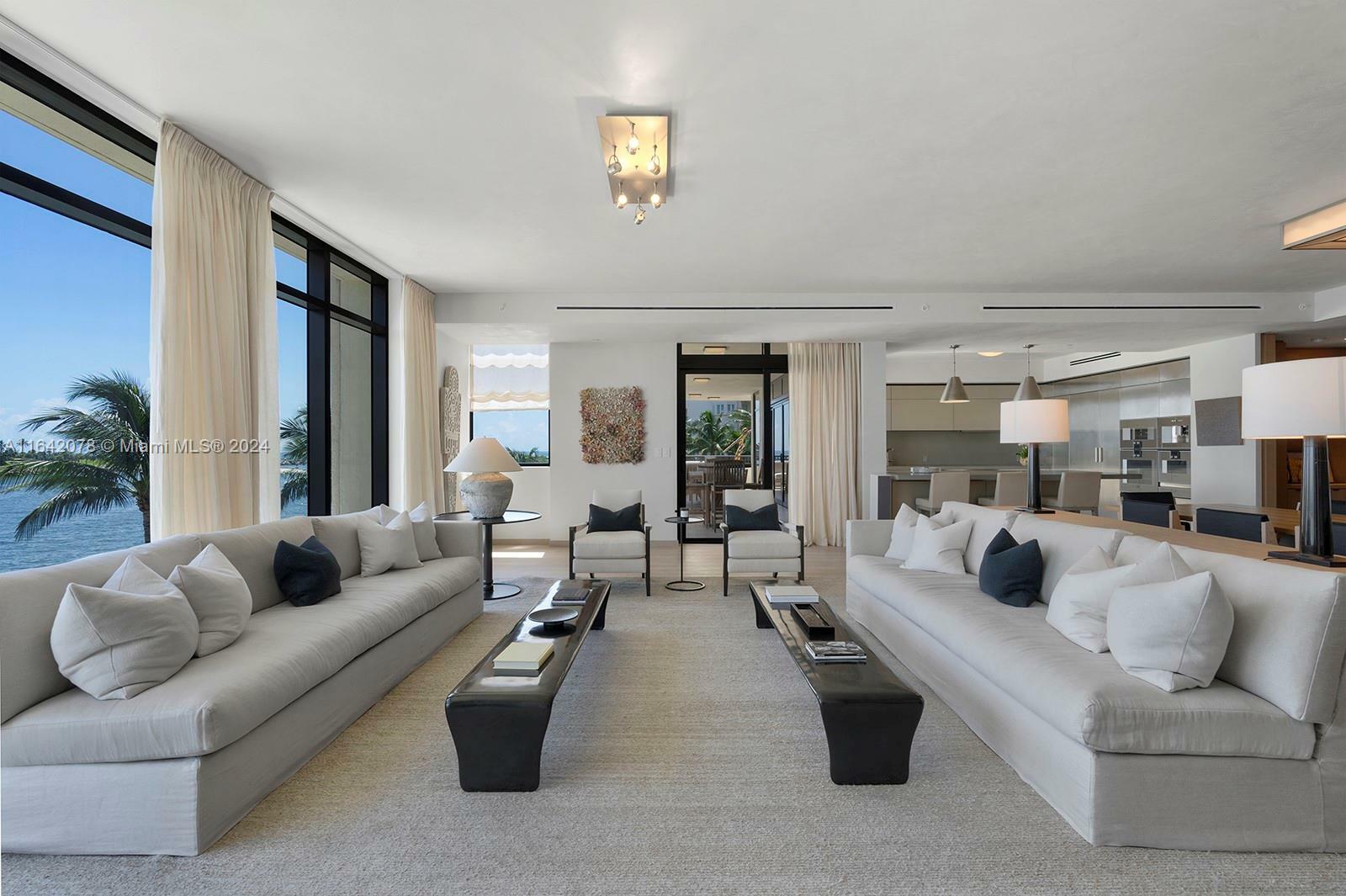 Property Photo:  7034 Fisher Island Dr 7034  FL 33109 