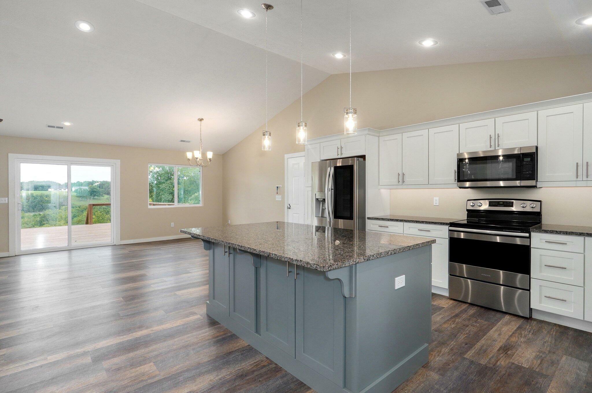 Property Photo:  518 Clearwater Drive  MO 65652 