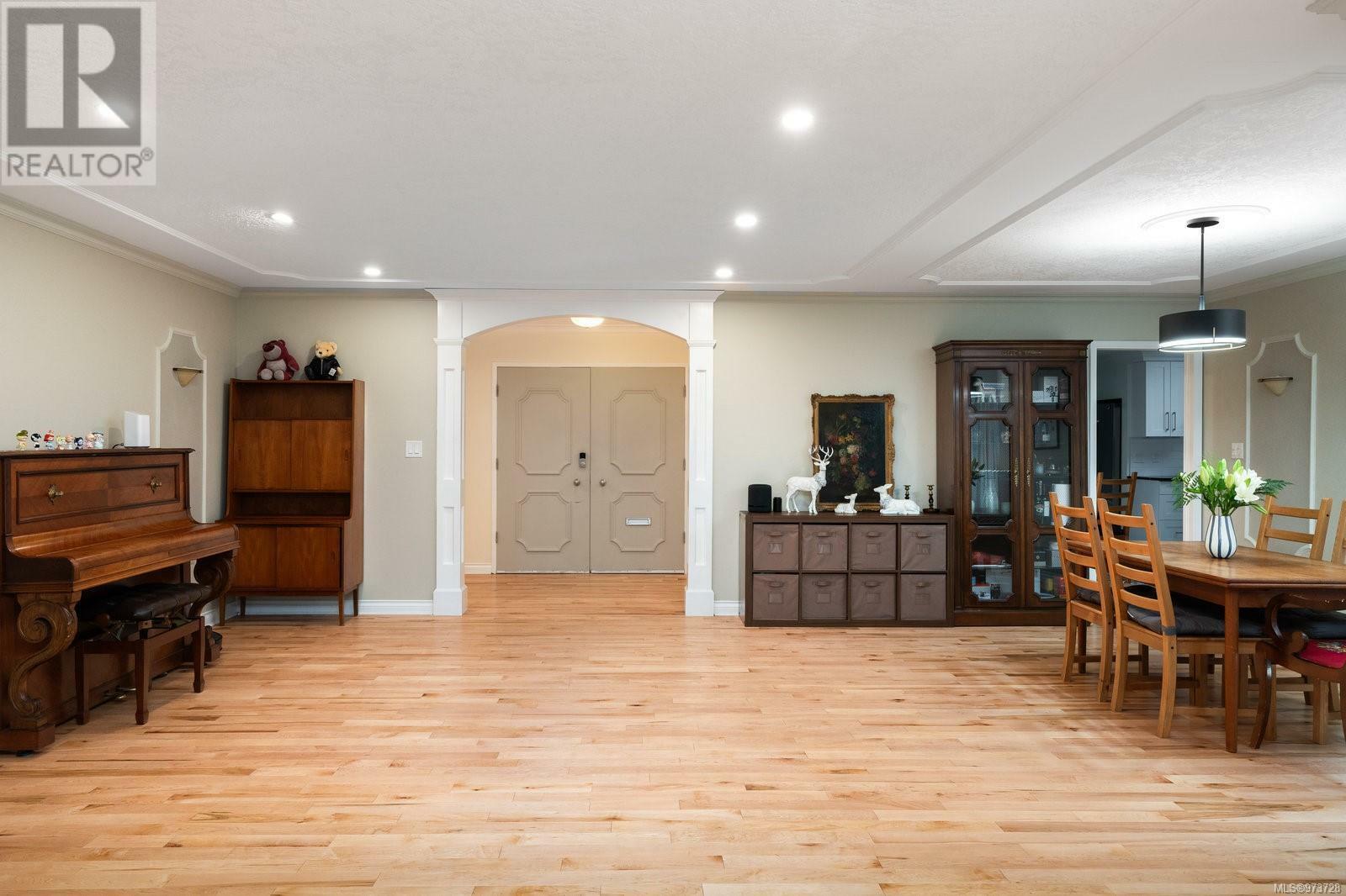 Property Photo:  4661 Amblewood Drive  BC V8Y 1C1 