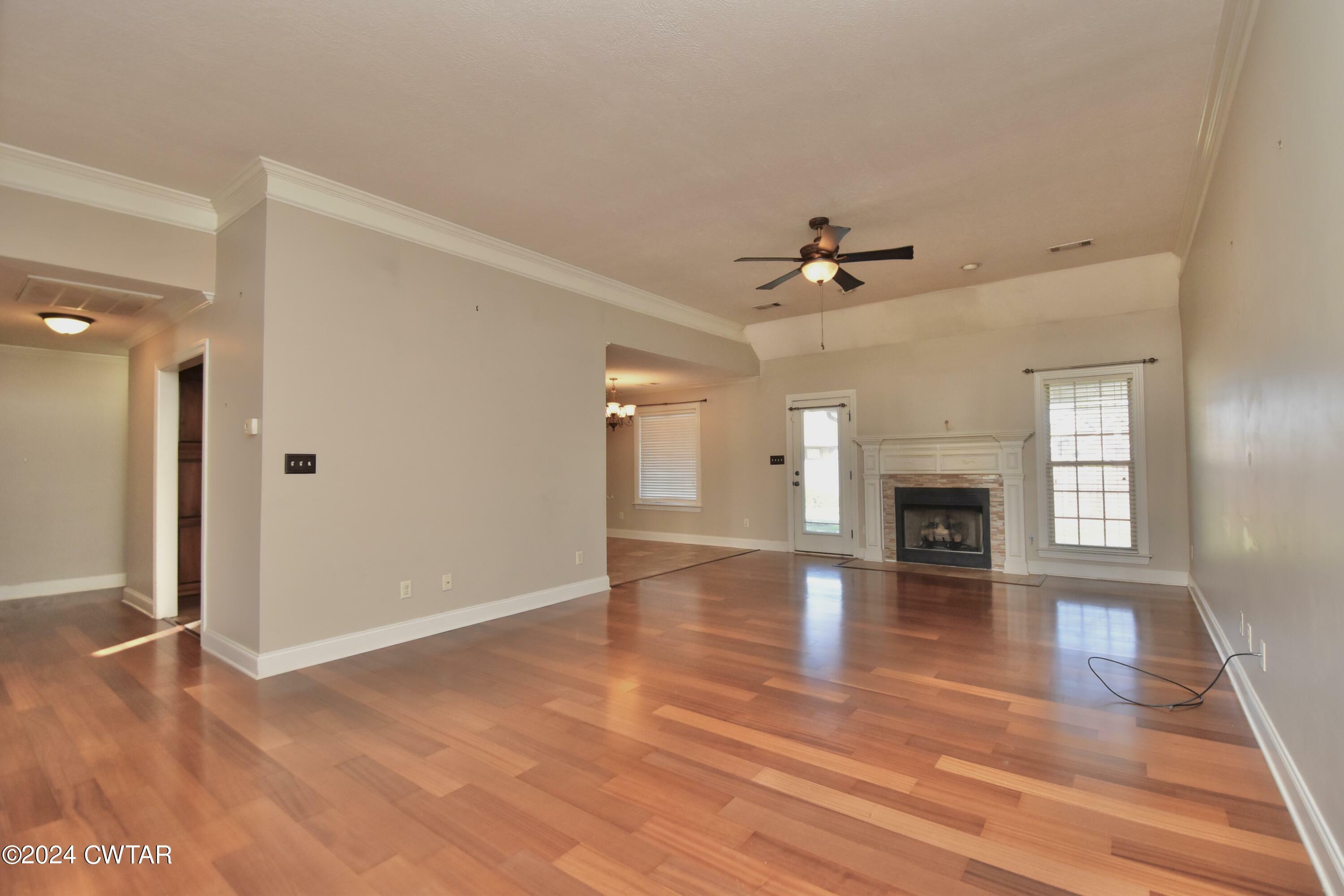 Property Photo:  392 Summit Drive  TN 38355 