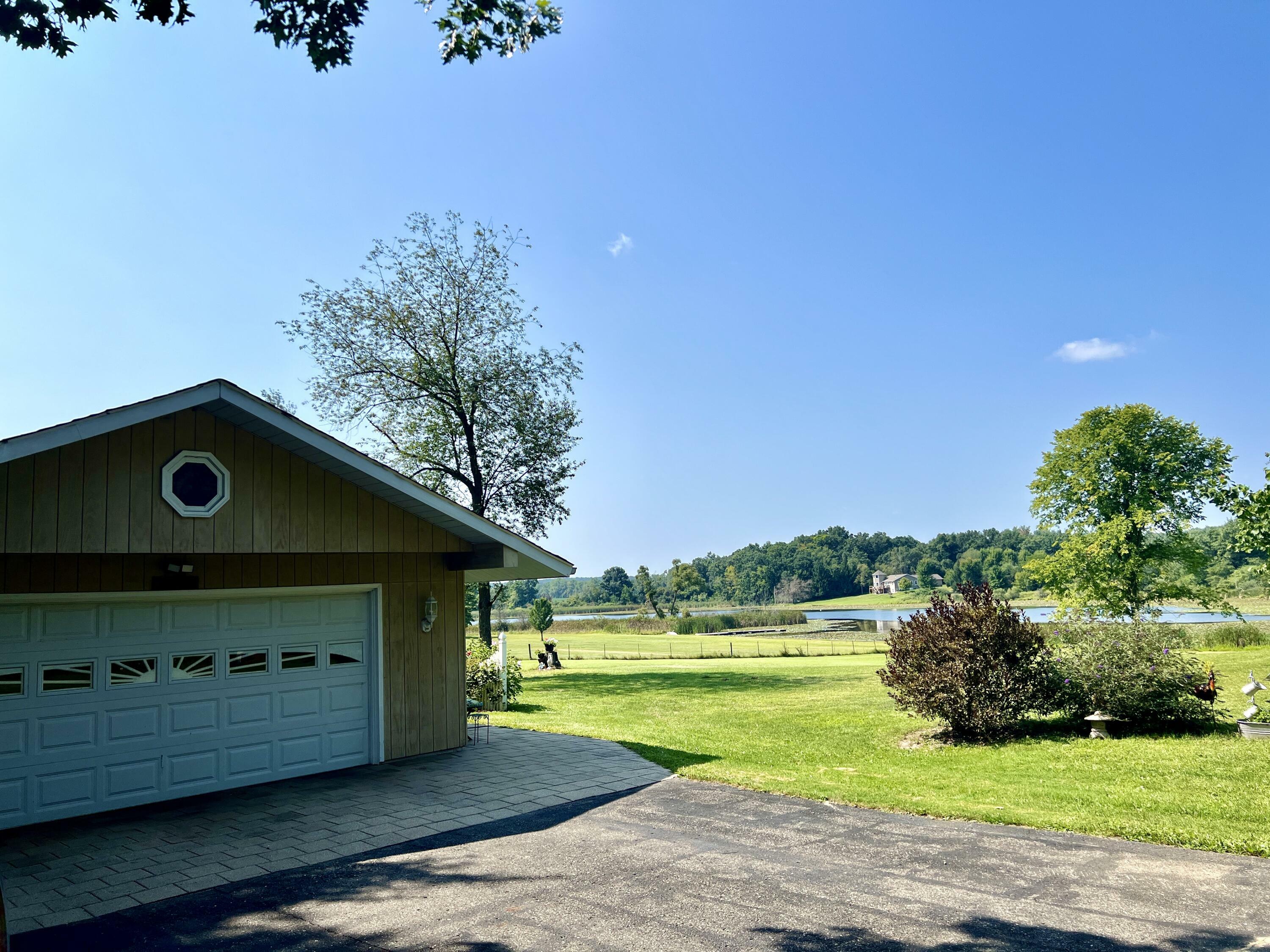 Property Photo:  5401 Farwell Lake Road  MI 49246 