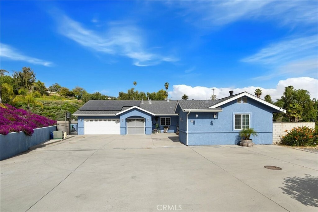 Property Photo:  24750 Anderson Way  CA 92354 