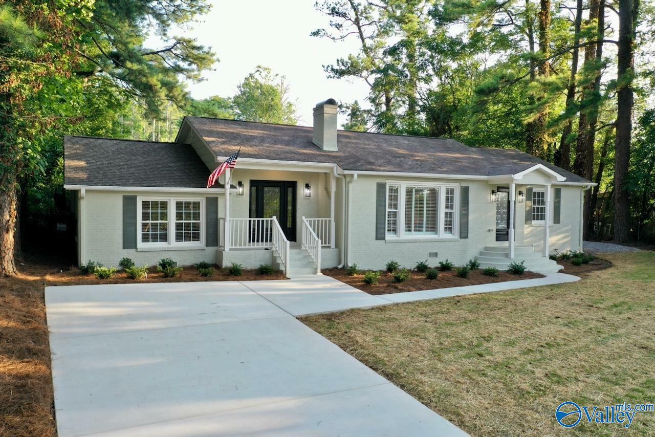 Property Photo:  1014 Big Cove Road SE  AL 35801 