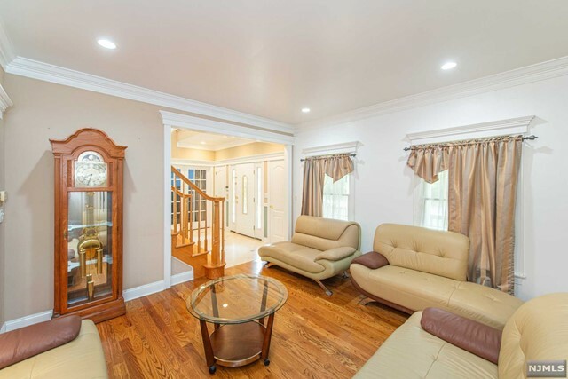 Property Photo:  3 Diorio Court  NJ 07470 