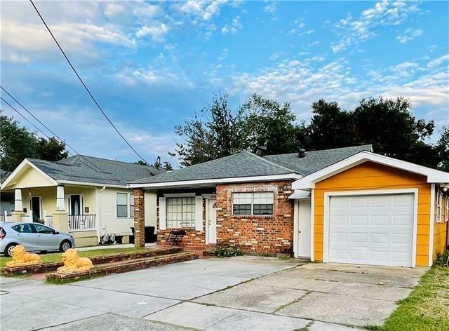 Property Photo:  4933 Lafaye Street  LA 70122 