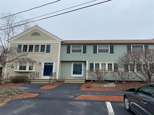 Property Photo:  237 Fox Hollow Drive  NH 03051 