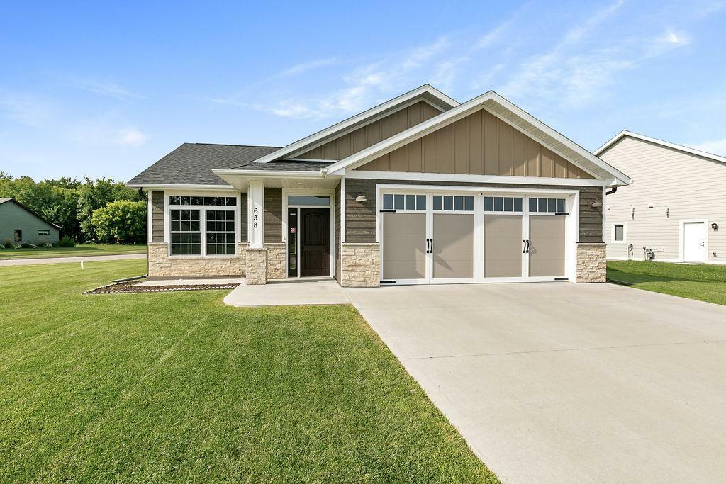 638 Pebble Creek Drive  Saint Cloud MN 56303 photo