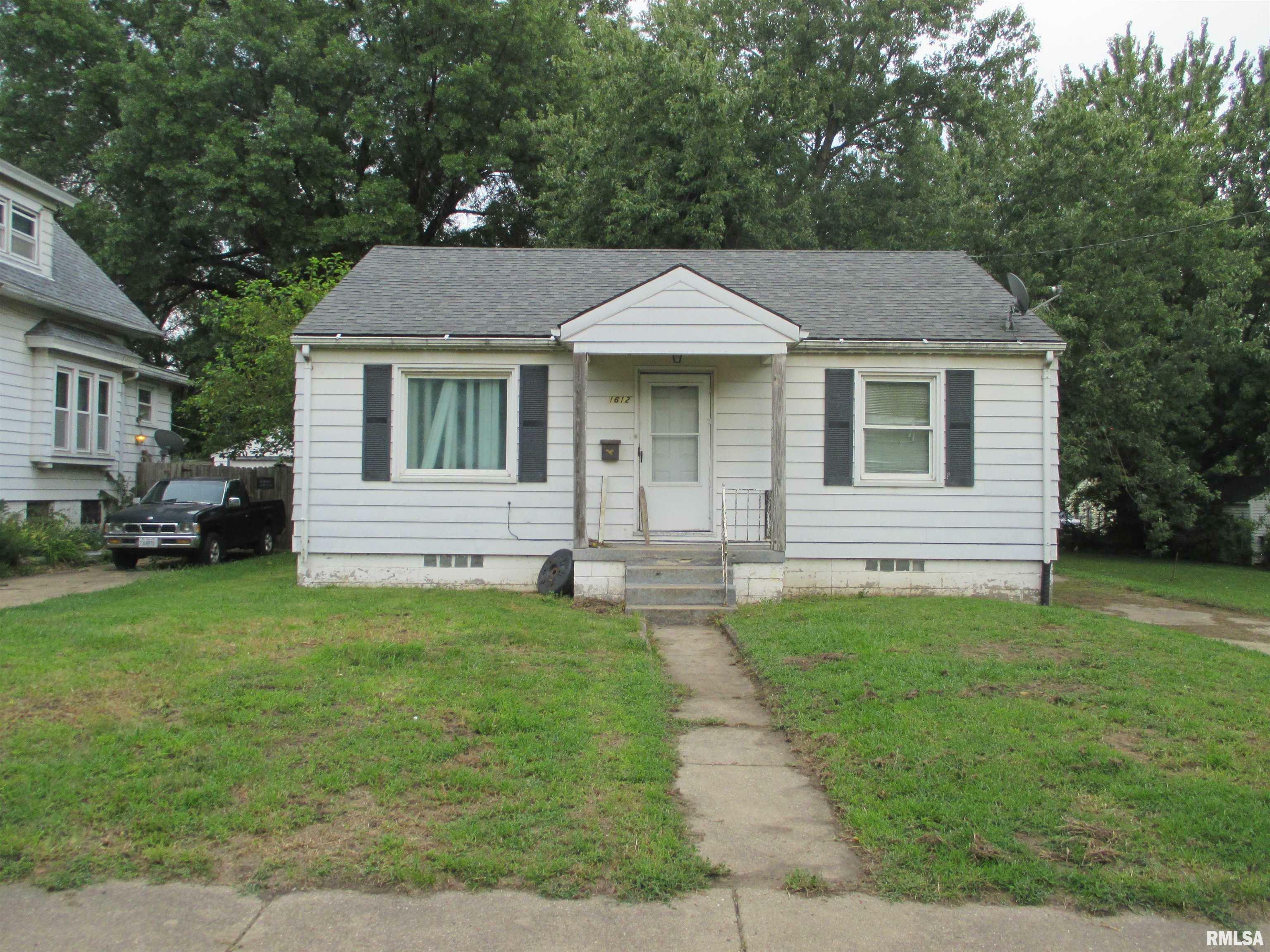 1612 S Arago Street  Peoria IL 61605 photo