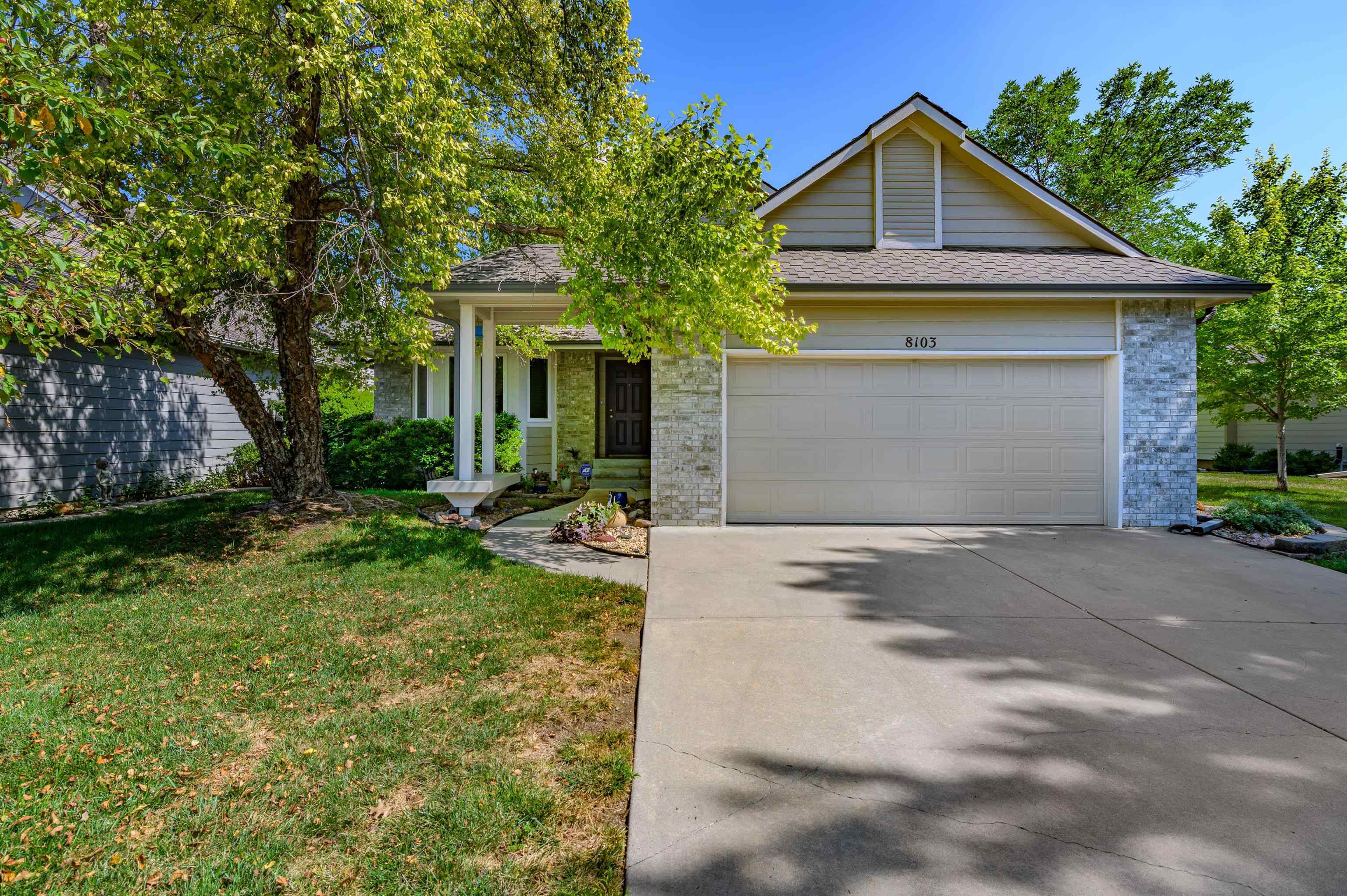 Property Photo:  8103 E Windwood Cir  KS 67226 