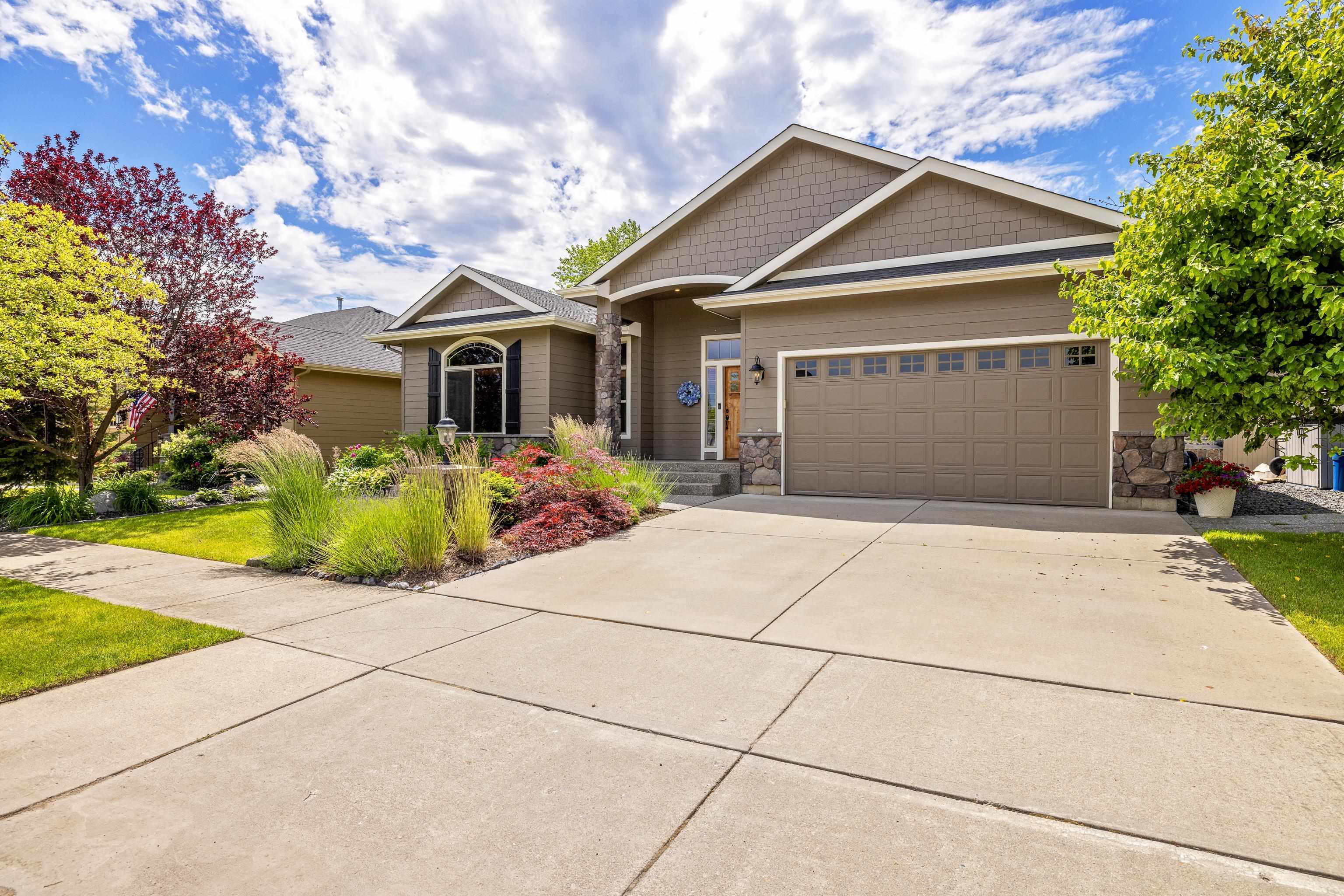 Property Photo:  1409 N River Ridge Blvd  WA 99224 