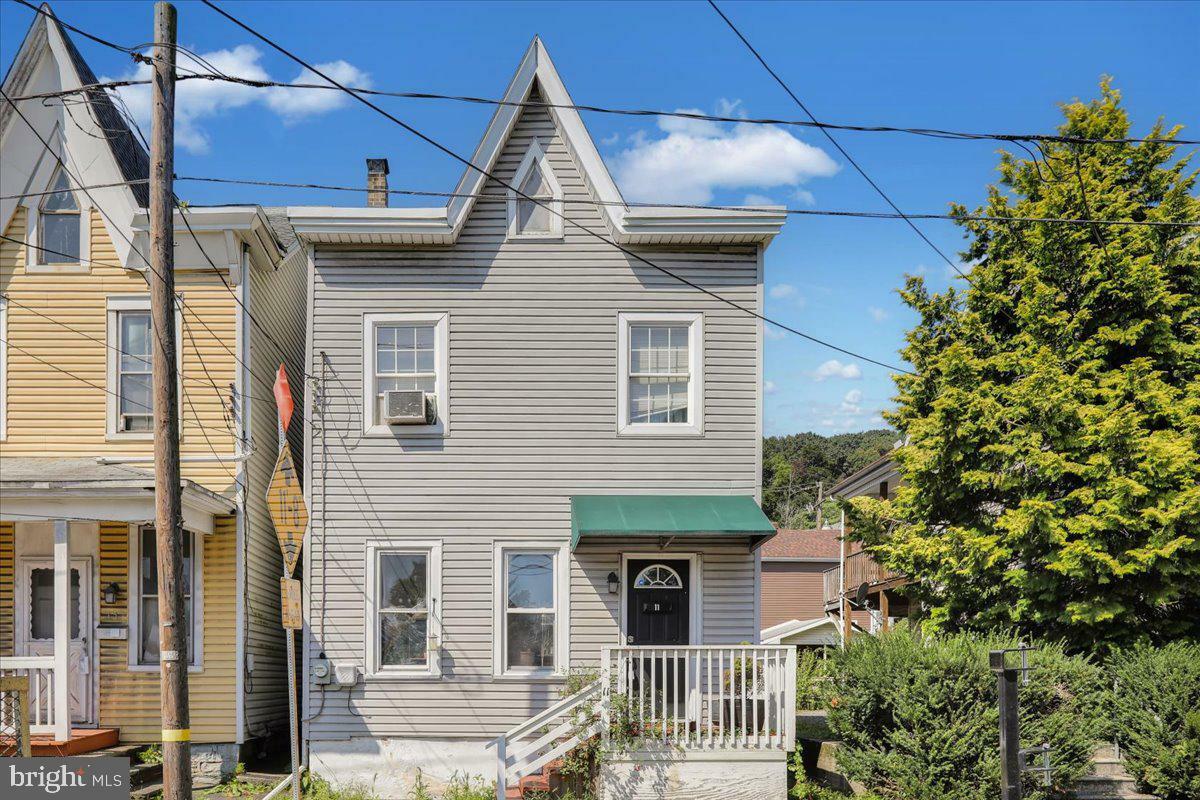 Property Photo:  11 S Sillyman Street  PA 17929 