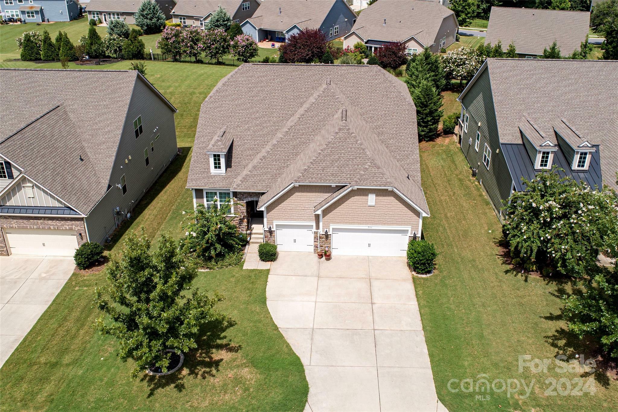 Property Photo:  246 Sweet Briar Drive  SC 29707 