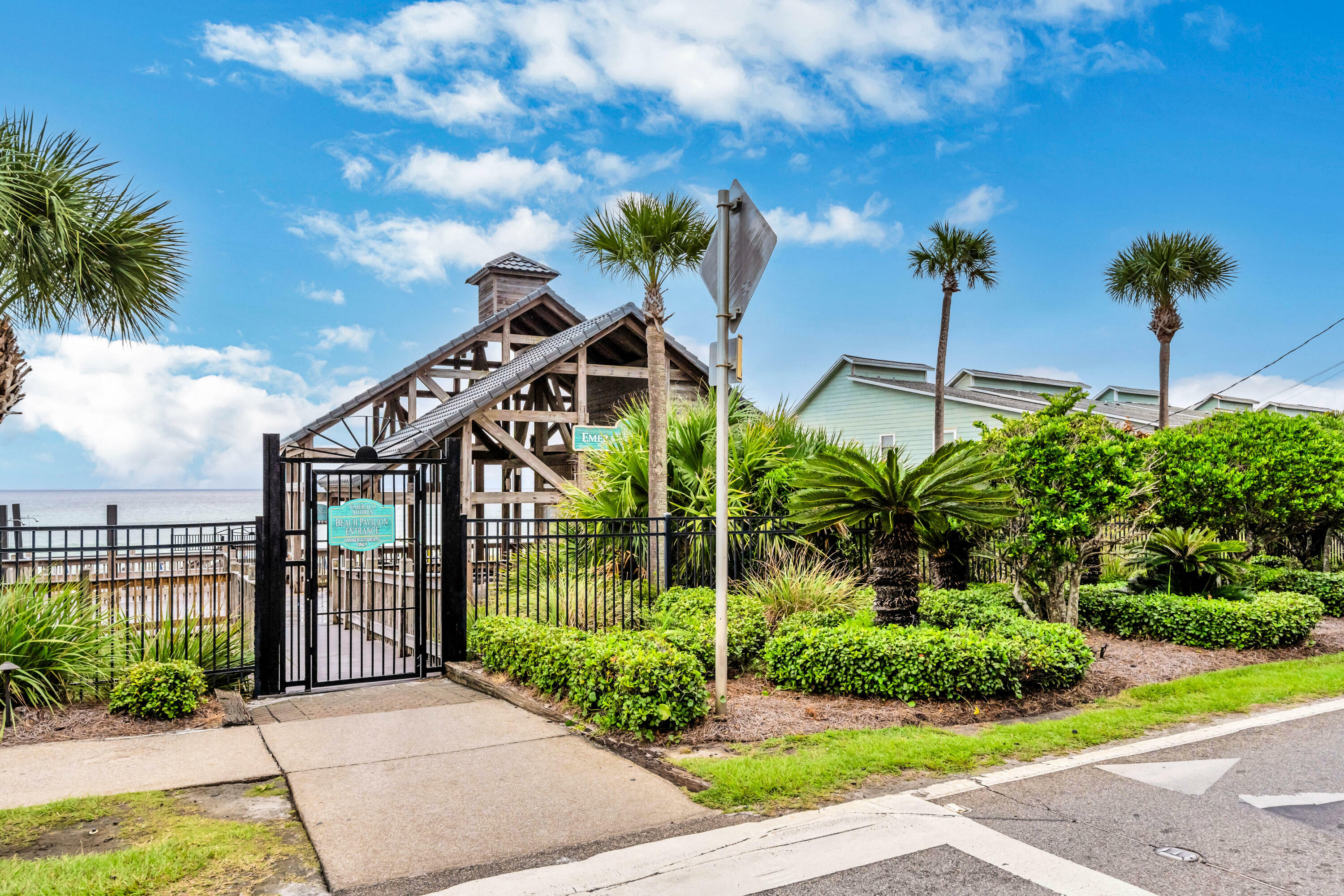 Property Photo:  26 Topaz Cove  FL 32550 