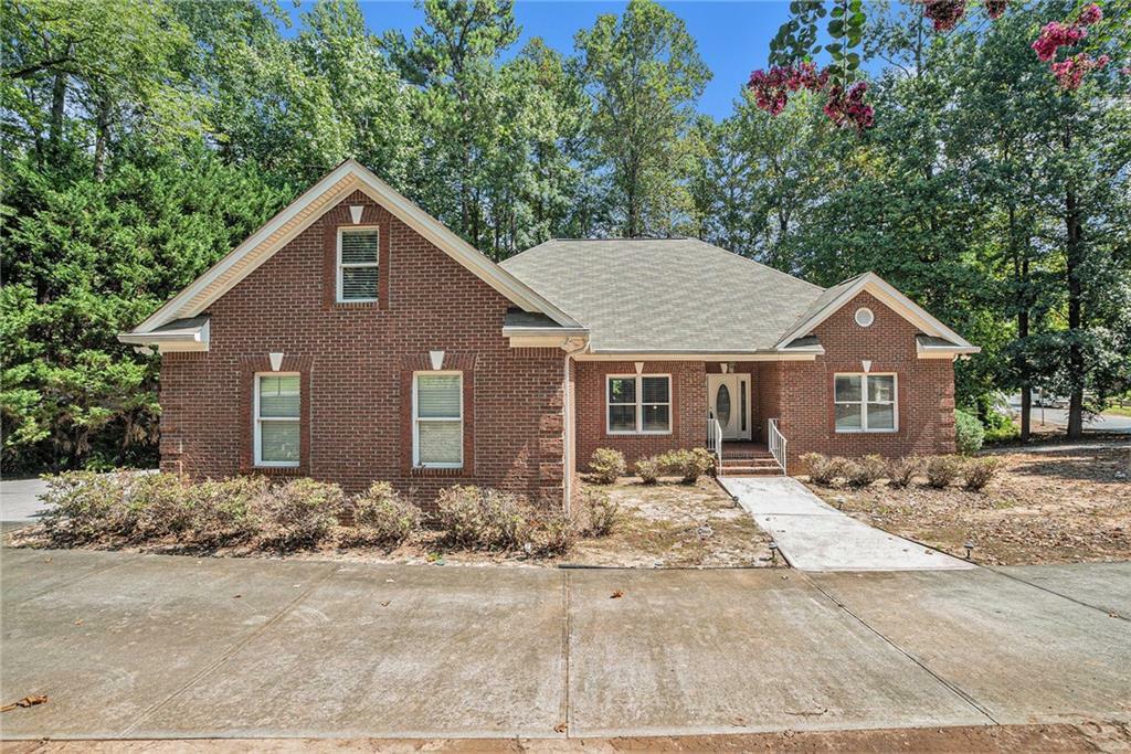 5218 Parham Place SW  Lilburn GA 30047 photo