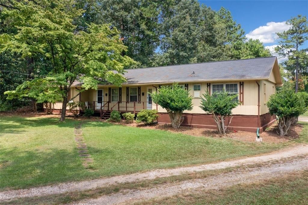 Property Photo:  3721 Lynn Court  GA 30127 