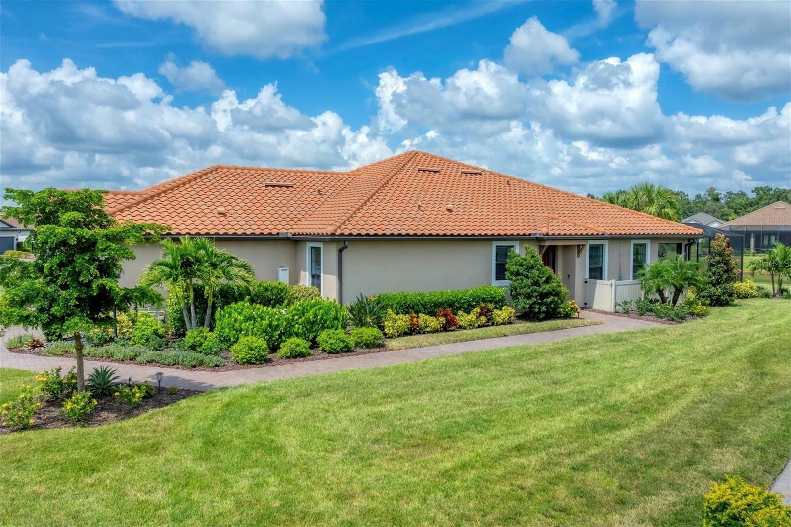 Property Photo:  15655 Sacile Lane  FL 34211 