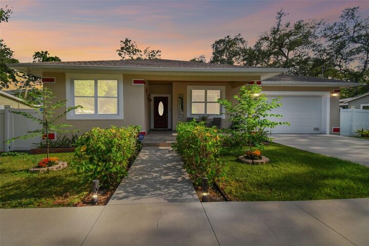 Property Photo:  815 E 145th Avenue  FL 33613 