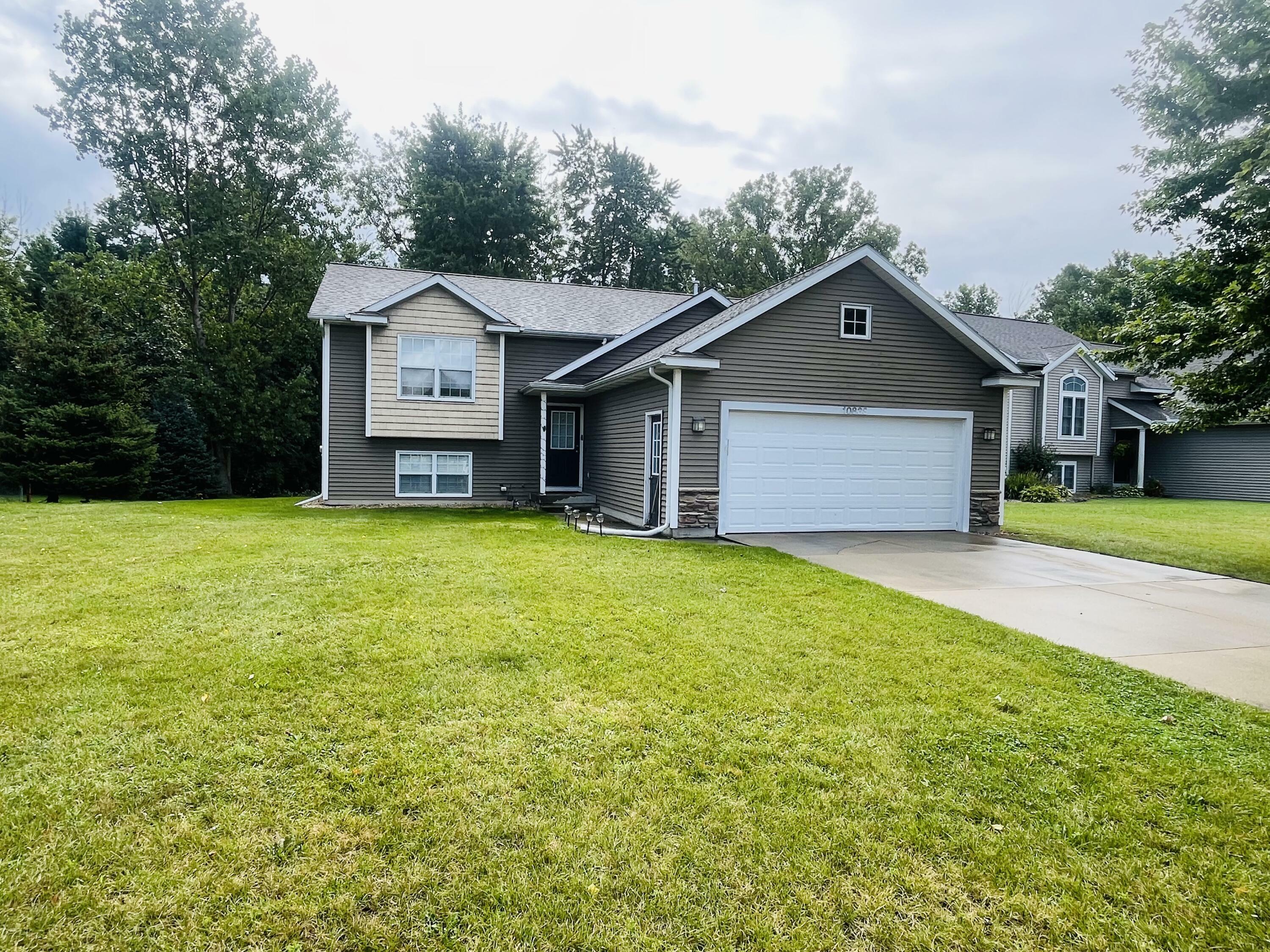 Property Photo:  10838 Douglas Drive  MI 49401 