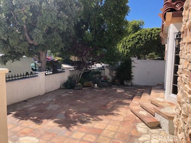 Property Photo: 30234 Avenida De Calma CA 90275