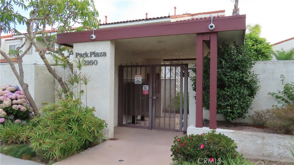 Property Photo:  2160 Plaza Del Amo 172  CA 90501 