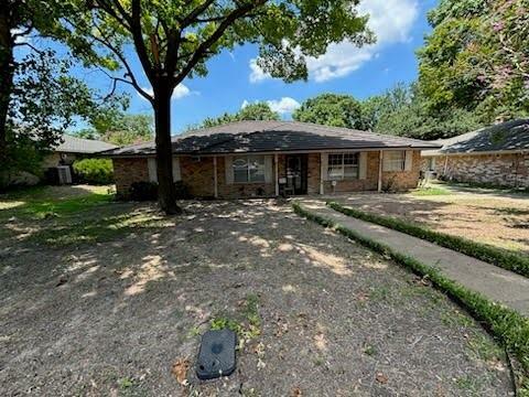 Property Photo:  919 Westlake Drive  TX 75115 