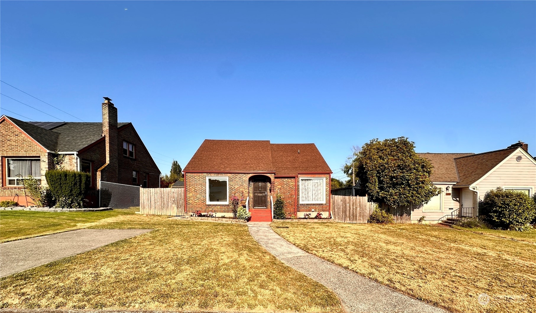 Property Photo:  6014 Pacific Avenue  WA 98408 