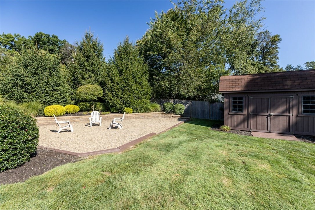 Property Photo:  101 Wyngate Rd.  PA 15108 