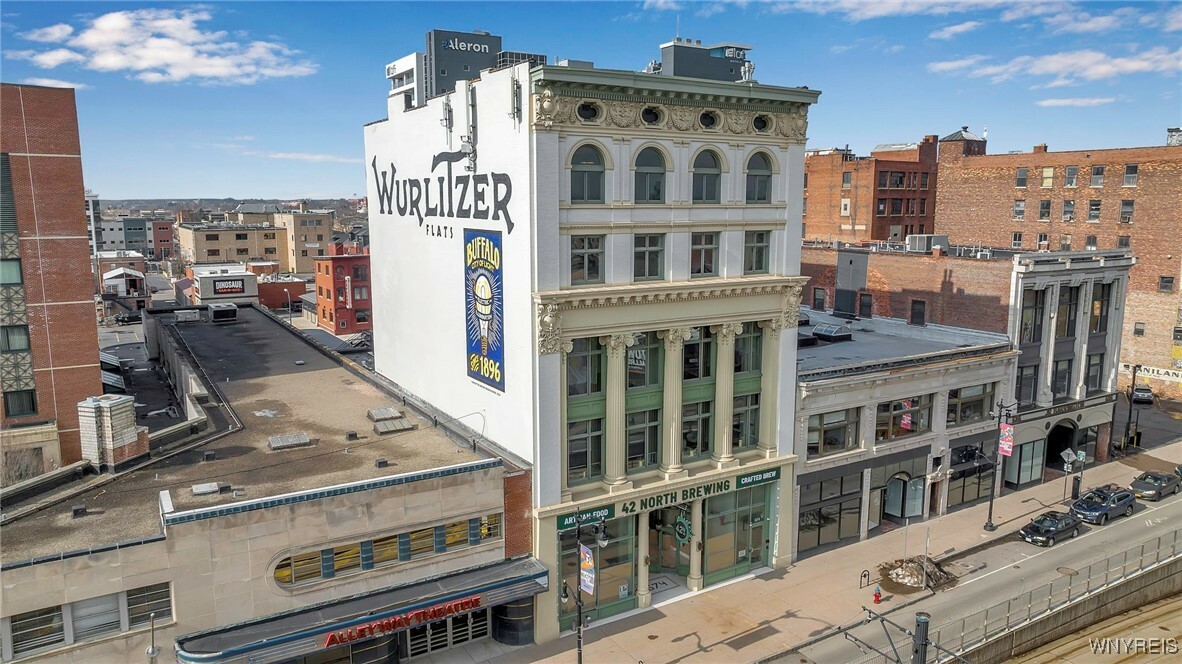 Property Photo: 674 Main Street 3 NY 14202