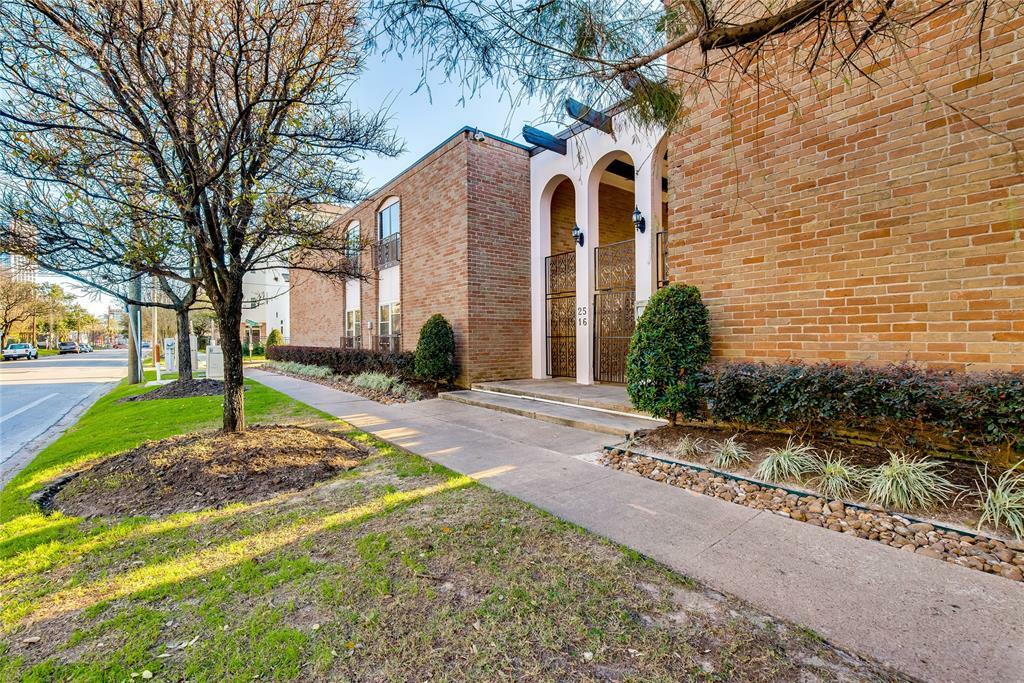 Property Photo:  2516 Commonwealth Street 203  TX 77006 