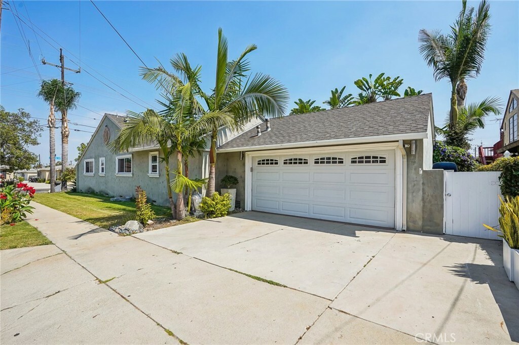 Property Photo:  2232 250th Street  CA 90717 