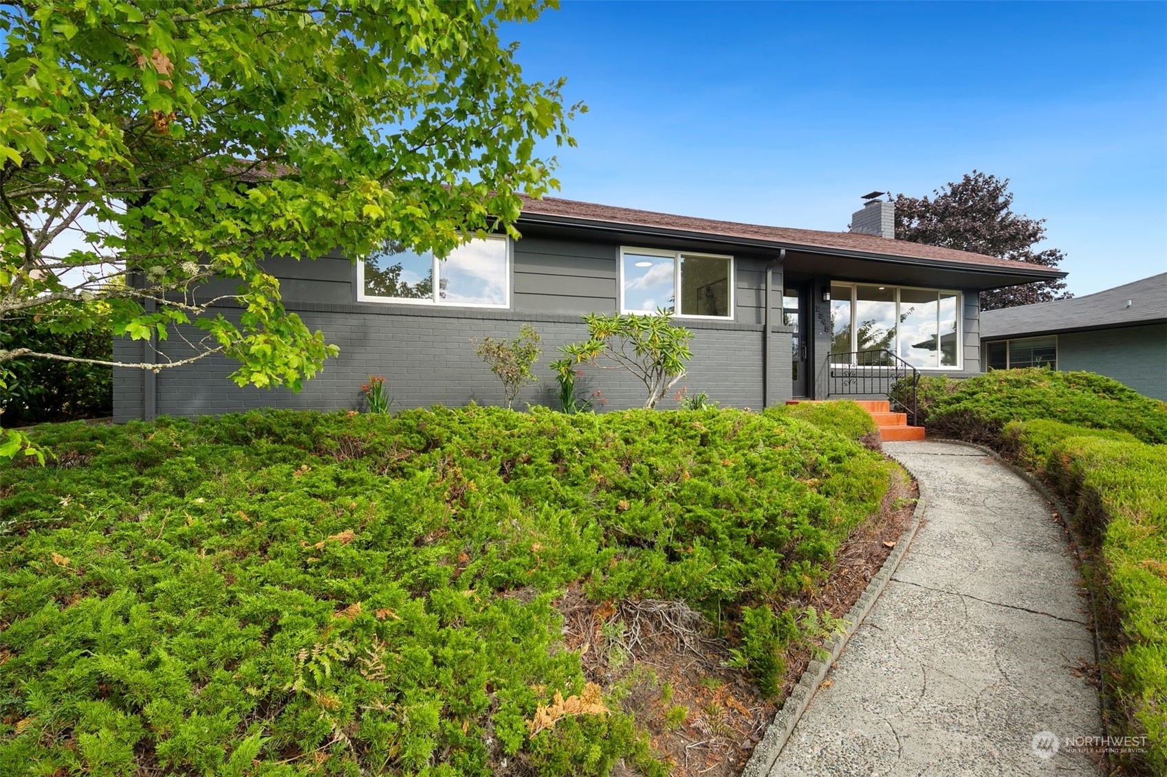 Property Photo:  2345 N Winnifred Street  WA 98406 