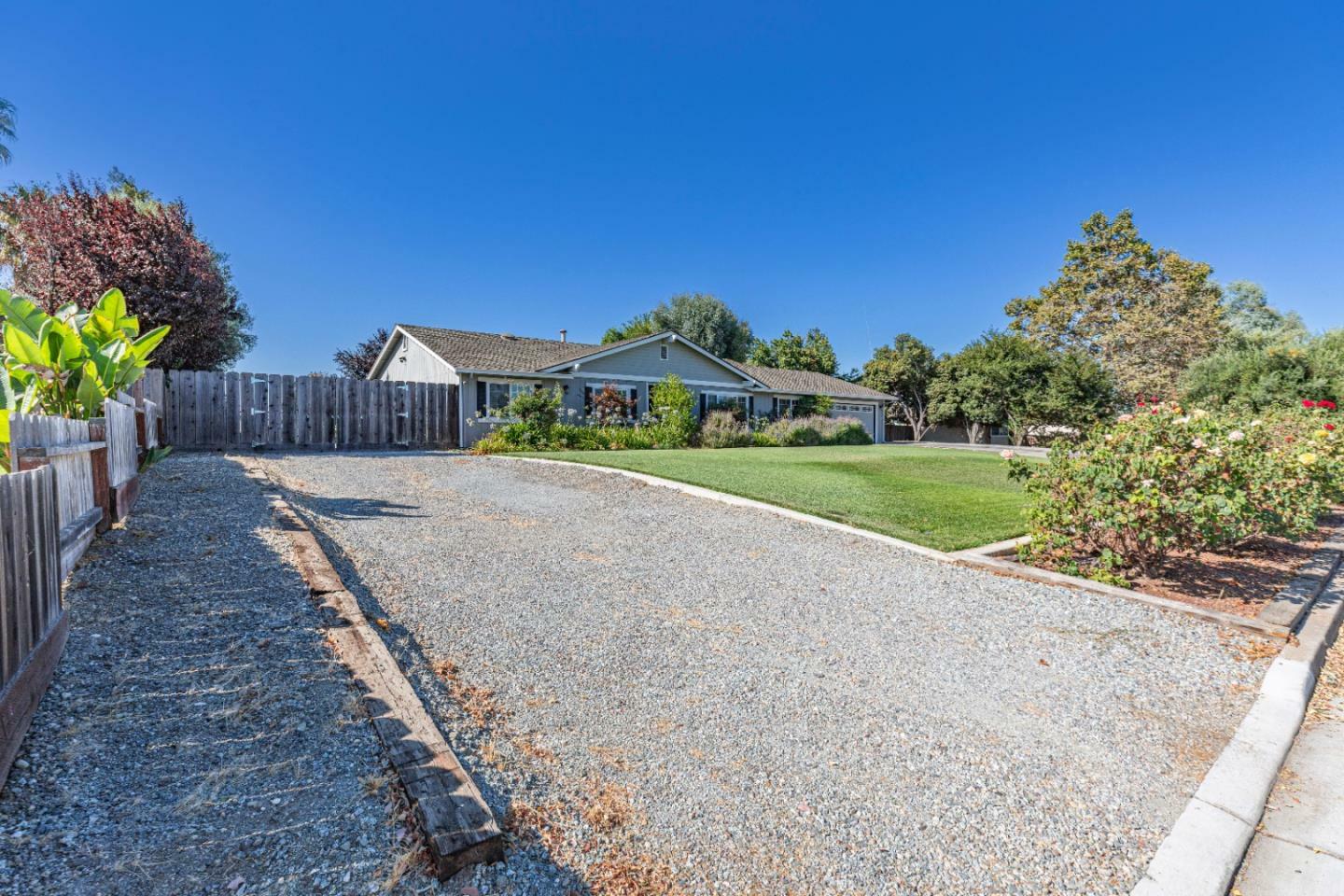 Property Photo:  150 Jonquil Lane  CA 95023 